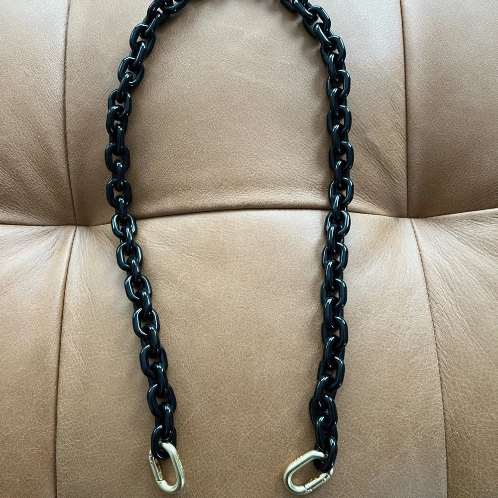 Clare V Shoulder Strap in Black Mini Resin - Picture 4 of 5